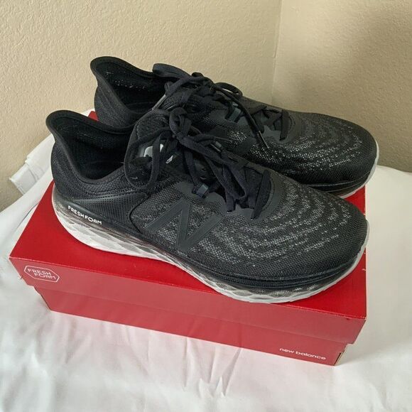Size 11 - EUC New Balance Fresh Foam More v2 Black 2020 C10 - Picture 2 of 15
